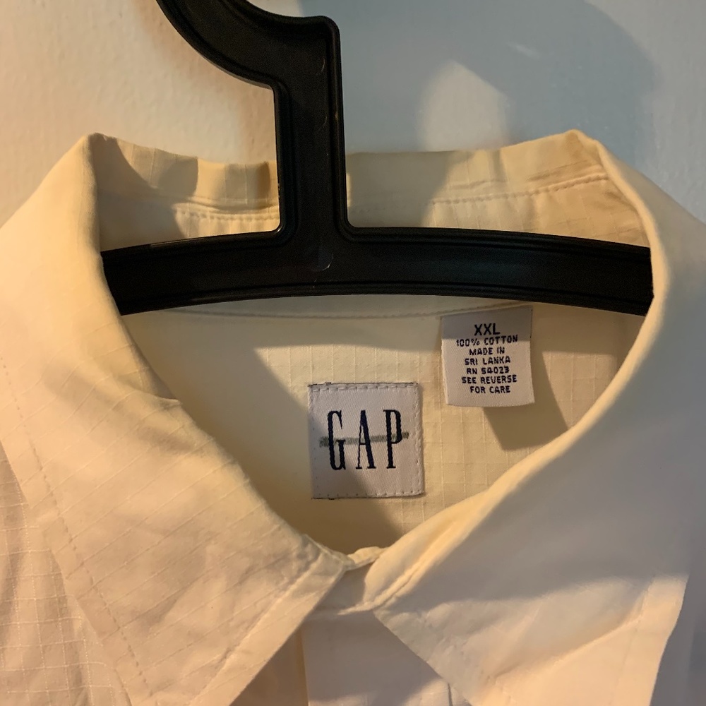 White Gap Button Up - Picture 2 of 3